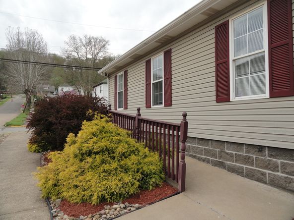 3245 West Street, Weirton, WV 26062